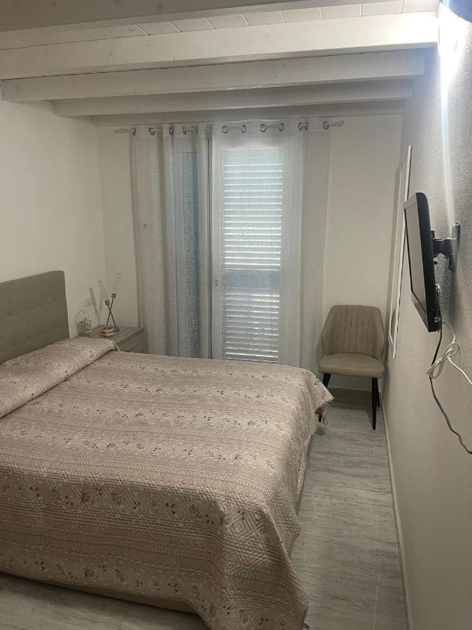 Bed and Breakfast La Perla Del Mare 2 La Caletta Exterior foto